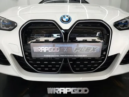 BMW i4 그릴랩핑 부분랩핑 에이버리 유광인텐스블루 / 김포 양촌읍