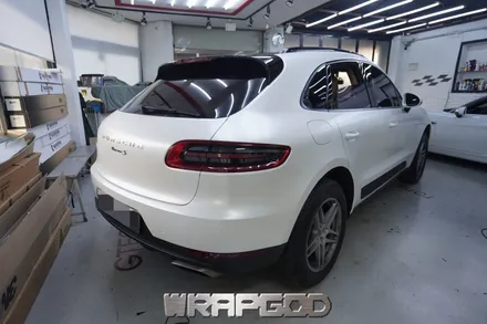 포르쉐 마칸 에이버리 사틴 화이트펄 전체 랩핑 시공, 김포랩핑 검단랩핑 전문점 WRAPGOD / 김포 양촌읍