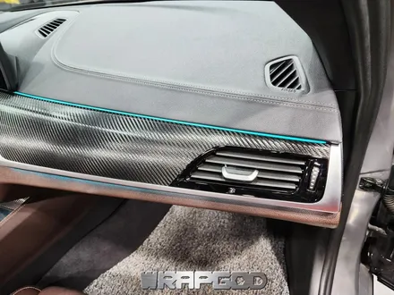 BMW 5시리즈 G30 우드트림 실내랩핑 에이버리 무광카본 / 김포 양촌읍