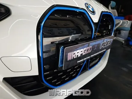 BMW i4 그릴랩핑 부분랩핑 에이버리 유광인텐스블루 / 김포 양촌읍