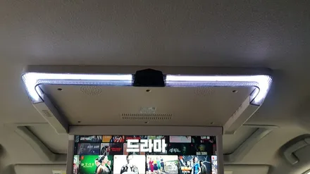 토요타 시에나 비클 시네마 안드로이드 천정 모니터 작업