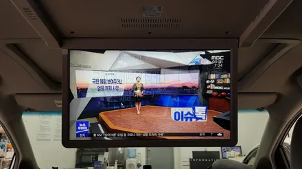 토요타 시에나 비클 시네마 안드로이드 천정 모니터 작업