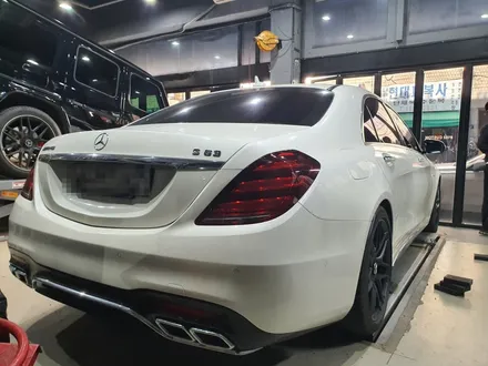 신형 페이스리프트 벤츠 W222 S63AMG 배기 튜닝 가변 배기 작업기 ( 순정 버튼 연동 ) / 서울 동작