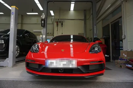 포르쉐 718 박스터 GTS 4.0 도심속에서 완벽한 배기음을 즐기는 카그래픽 모듈 적용하였습니다 / 서울 동작