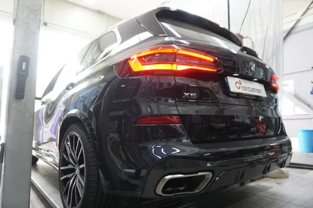 BMW X5 M50i 배기 튜닝 사운드 아주 중후합니다!  2-30% 배기 사운드가 증폭되는 중통 보펜 모듈 작업기 / 서울 동작구