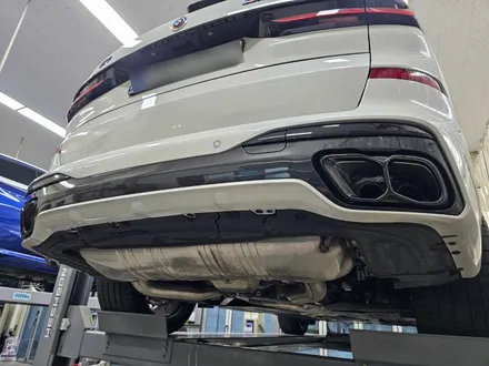 BMW X7 M60i 국룰 배기음 튜닝! 중통 모듈 작업 진행하였습니다. / 서울 동작