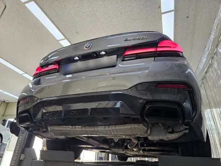 BMW M550i 배기 튜닝 중통 보펜 모듈 작업으로 V8 살벌한 배기음 완성하였습니다. / 서울 동작