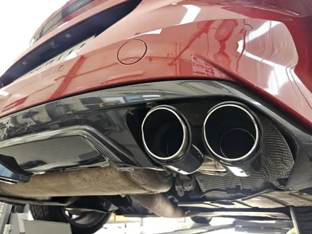 BMW Z4 20i 배기 튜닝 중통 엔드 보펜 모듈 M40i 정품 디퓨져 이식, 카본 듀얼 머플러 팁 장착 / 서울 동작구