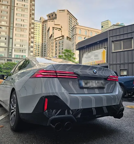 BMW G60  520i 순정의 아쉬움을 채웠습니다. 가변 배기 작업 / 서울 동작