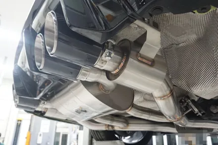 BMW M4 컴페티션 환상적인 팝콘 배기음 브릴란테 가변 배기 구조변경 면제 / 서울 동작구