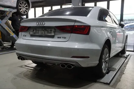 아우디 A3 35TDI 배기튜닝 보다 돋보이는 뒤태 완성 S3스타일 디퓨져 이식 커스텀 엔드 s머플러팁 장착 / 서울 동작