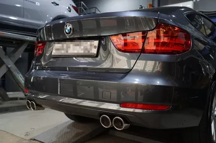 BMW 3GT 배기튜닝 구조변경 필요없는 뒤태 드레스업튜닝 순정형 듀얼배기 , 원형 실버 머플러 팁 적용 / 서울 동작
