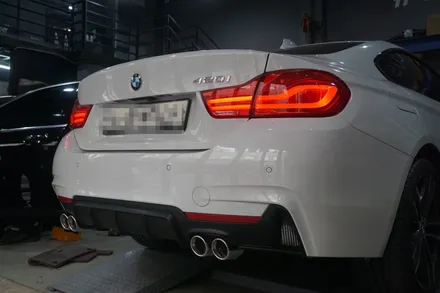 BMW F32 420i 변화와 품격의 완성 배기튜닝 리어 퍼포먼스 디퓨져 이식 ＆ 온오프 가능한 가변시스템 커스텀 중통 앤드 머플러 팁 장착 / 서울 동작