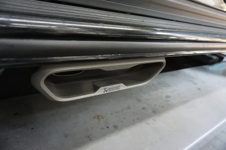 벤츠 W464 G63AMG , 명품 배기 아크라포빅 배기 튜닝 시공! / 서울 동작구