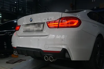 BMW F32 420i 변화와 품격의 완성 배기튜닝 리어 퍼포먼스 디퓨져 이식 ＆ 온오프 가능한 가변시스템 커스텀 중통 앤드 머플러 팁 장착 / 서울 동작