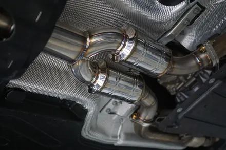 벤츠 GLC43AMG 배기음튜닝 돋보이는 사운드 가변배기튜닝 커스텀 중통 앤드 적용 / 서울 동작