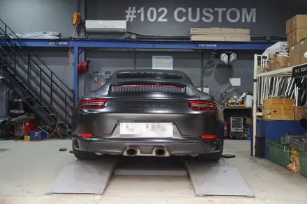 포르쉐 911 카레라 gts 카브리올레 배기튜닝 완벽한 사운드로 완성시키기 커스텀 배기 제작 카본 머플러 팁 적용 / 서울 동작