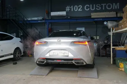 렉서스 LC500 배기 튜닝 웅장한 사운드 세팅! 온/오프 가능한 가변 배기 시스템 커스텀 중통 앤드 작업 / 서울 동작