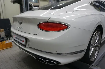 신형 벤틀리 컨티넨탈 GT V8 지루할 틈 없는 독보적 배기음! / 서울 동작