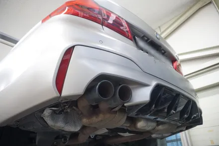 BMW F90 M5 V8 호랑이 배기 튜닝 중통, 보펜 모듈 작업기 / 서울 동작구
