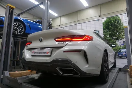 BMW 840i 스포티한 배기음의 완성은? 102커스텀 중통 작업입니다! / 서울 동작