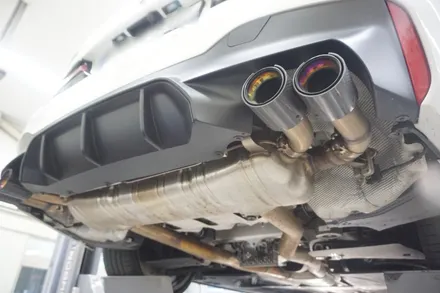 BMW G30 M550i 배기 튜닝 8기통 배기음을 극대화시키는 작업 진행하였습니다. / 서울 동작구