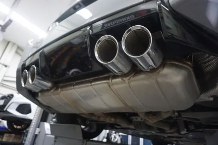 BMW G87 M2 컴페티션 배기 튜닝 중통 작업으로 완벽한 팝콘 사운드 세팅하였습니다. / 서울 동작구