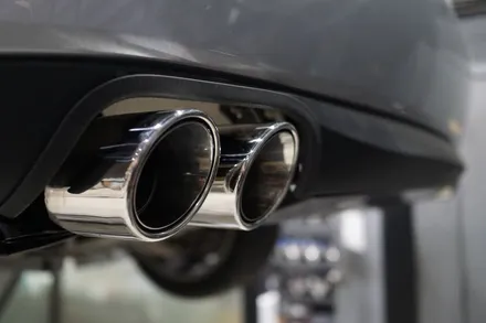 BMW F07 5GT 배기 튜닝 뒤태 드레스업 튜닝 , 듀얼 실버 머플러 팁 장착 / 서울 동작