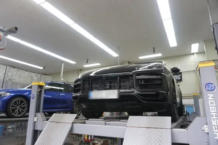 포르쉐 카이엔 터보 GT 배기 튜닝 가변 모듈 적용기 (아크라포빅 배기 옵션) / 서울 동작구