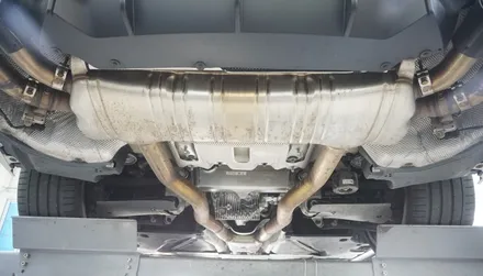 BMW G30 M550i 배기 튜닝 8기통 배기음을 극대화시키는 작업 진행하였습니다. / 서울 동작구