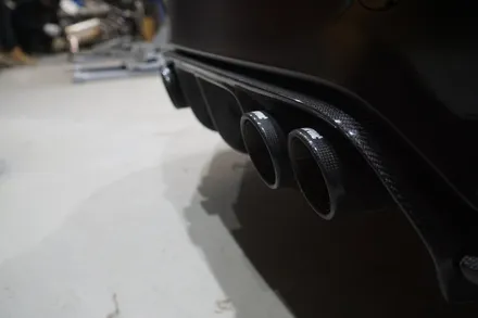 BMW F82 M4 배기튜닝 중통 소음기 교체 작업으로 1.5배 업그레이드 , M4의 진가를 발휘하다 / 서울 동작