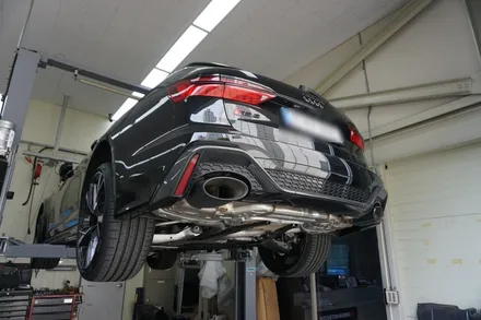 아우디 RS6 아반트 V8 고급스러운 배기음 튜닝 중통 작업이면 충분합니다. / 서울 동작