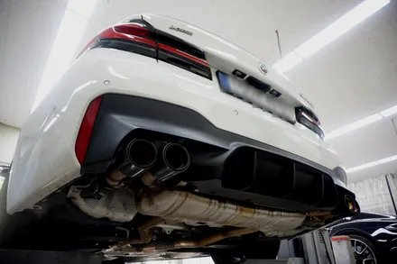 BMW G30 M550i 배기 튜닝 8기통 배기음을 극대화시키는 작업 진행하였습니다. / 서울 동작구