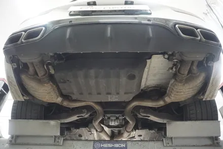벤츠 C63AMG 배기 튜닝 중통 엔드 작업으로 확실한 8기통 배기음 완성하였습니다. / 서울 동작구