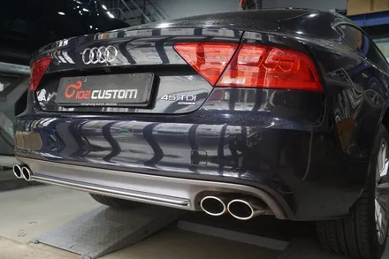 아우디 A7 45TDI 배기튜닝 뒤태와 사운드를 완벽하게 S7스타일 디퓨져 아우디S 머플러 팁＆쿠바텍 사운드부스터 마세라티 배기음 스피커 2발 장착 / 서울 동작