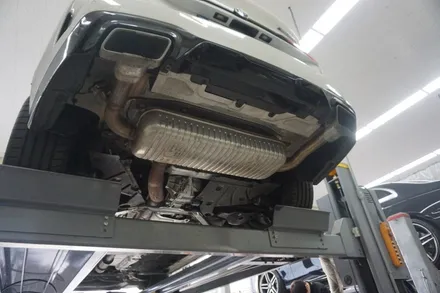 BMW M235i 환상의 팝콘..팝콘 작렬 배기음 중통 앤드 작업 / 서울 동작