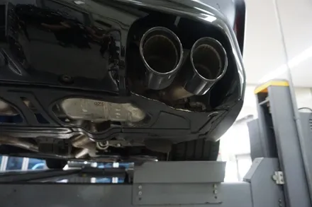 BMW M8 컴페티션 도로위 후덜덜한 초강력 팝콘 V8 배기음 / 서울 동작