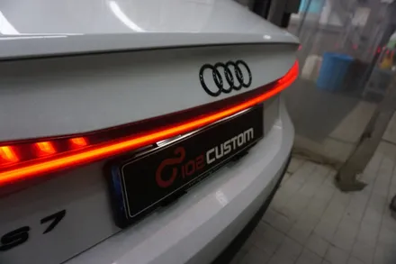 아우디 RS7 (C8) 중통 모듈 작업 V8 환상적인 사운드로 세팅되었습니다 / 서울 동작
