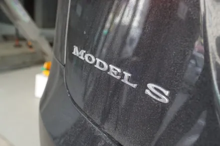 테슬라 모델S P100D 배기튜닝 놀라울만할 영역의 완성! 혁신으로 새로운 가치를 체감하다 쿠바텍 사운드부스터 마세라티 배기음 블루투스 버전 세팅 / 서울 동작