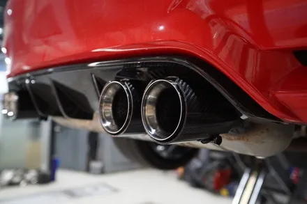 BMW F82 M4 튀태 드레스업 배기 튜닝 카본 듀얼 머플러 팁 장착 / 서울 동작