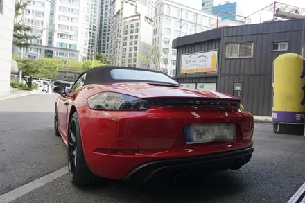 포르쉐 718 박스터 GTS 4.0 도심속에서 완벽한 배기음을 즐기는 카그래픽 모듈 적용하였습니다 / 서울 동작