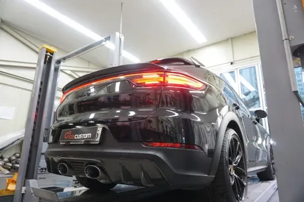 포르쉐 카이엔 터보 GT 배기 튜닝 가변 모듈 적용기 (아크라포빅 배기 옵션) / 서울 동작구