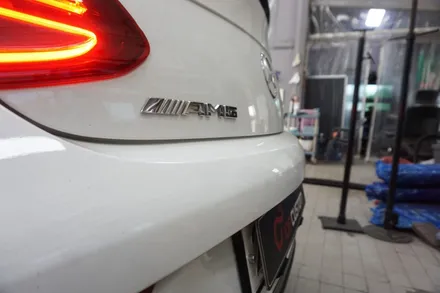 벤츠 C63 S AMG 호랑이 배기음을 원하신다면 꼭 필수인 배기 튜닝입니다! / 서울 동작구