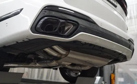 BMW X7 M60i 배기 튜닝, 브릴란테 가변 배기＆미드 파이프 작업 / 서울 동작