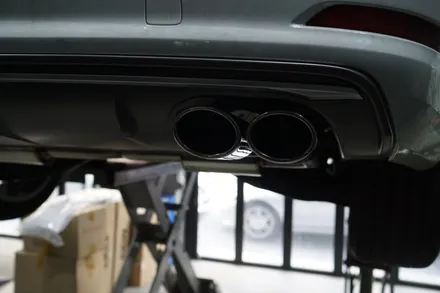아우디 A3 35TDI 배기튜닝 보다 돋보이는 뒤태 완성 S3스타일 디퓨져 이식 커스텀 엔드 s머플러팁 장착 / 서울 동작