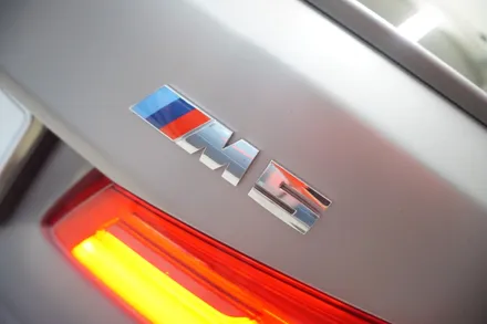 BMW F90 M5 V8 호랑이 배기 튜닝 중통, 보펜 모듈 작업기 / 서울 동작구
