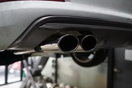 아우디 A3 35TDI 배기튜닝 보다 돋보이는 뒤태 완성 S3스타일 디퓨져 이식 커스텀 엔드 s머플러팁 장착 / 서울 동작