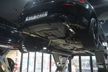 BMW Z4 35is 배기튜닝 완벽한 사운드로 감성가득채우기! 커스텀앤드 카본 머플러 팁 적용 / 서울 동작