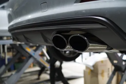 아우디 A3 35TDI 배기튜닝 보다 돋보이는 뒤태 완성 S3스타일 디퓨져 이식 커스텀 엔드 s머플러팁 장착 / 서울 동작