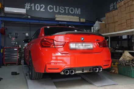 BMW F82 M4 튀태 드레스업 배기 튜닝 카본 듀얼 머플러 팁 장착 / 서울 동작